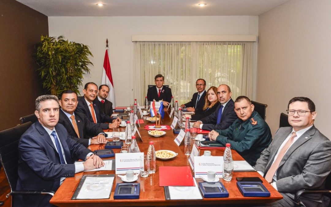 Ministro Gustavo Villate participó en la primera sesión del Consejo Nacional de Inteligencia