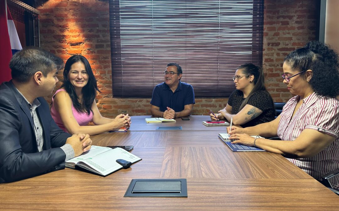 FONDEC y MITIC coordinan acciones en el marco de los 25 años al servicio de la cultura y el arte