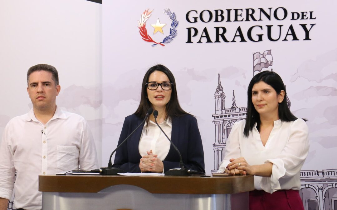 Gobierno del Paraguay presenta a Paula Carro como nueva vocera para fortalecer la comunicación con la ciudadanía