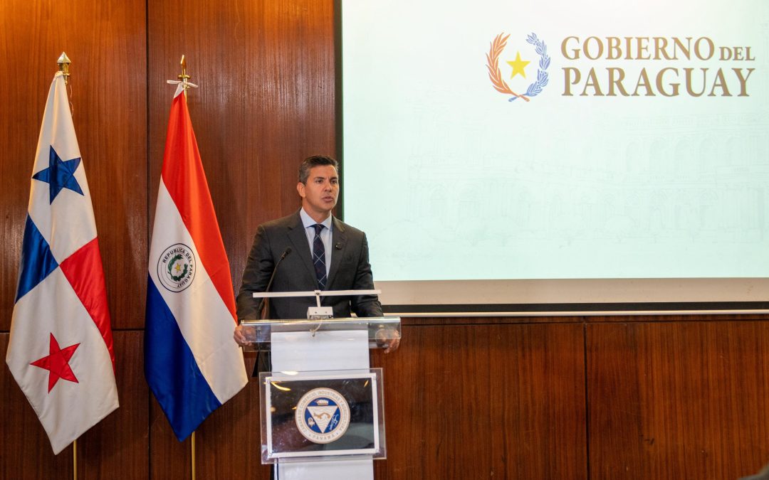 “Paraguay está listo para convertirse en un hub tecnológico y logístico”, destaca el presidente Peña en Panamá