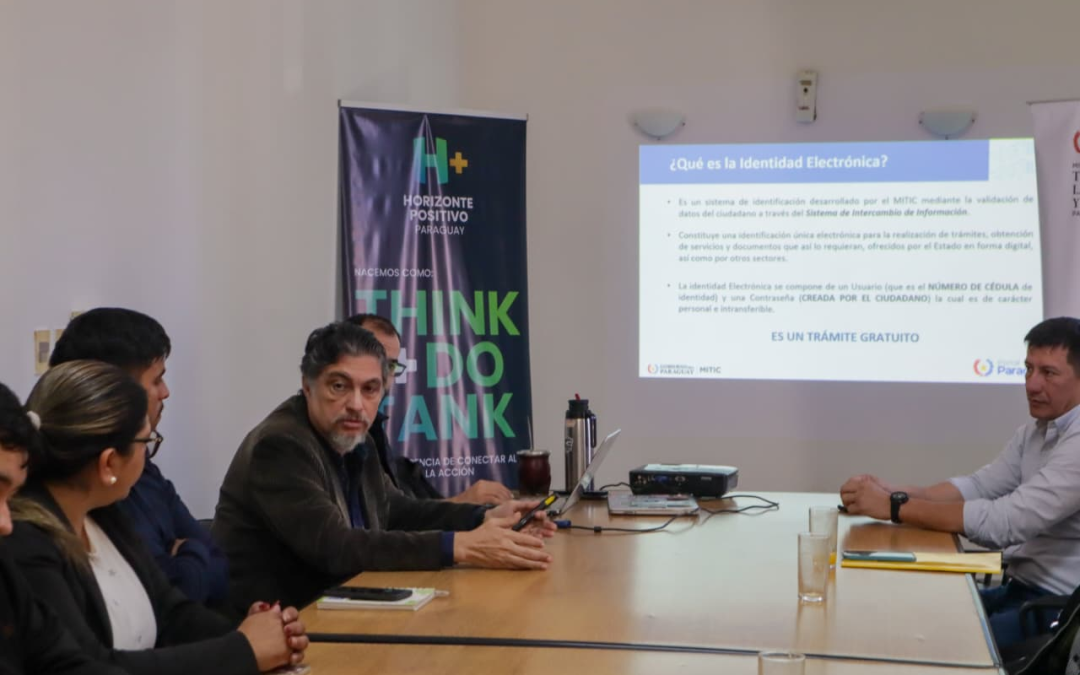 MITIC capacita a intendentes de Ñeembucú sobre Identidad Electrónica y portación de documentos digitales