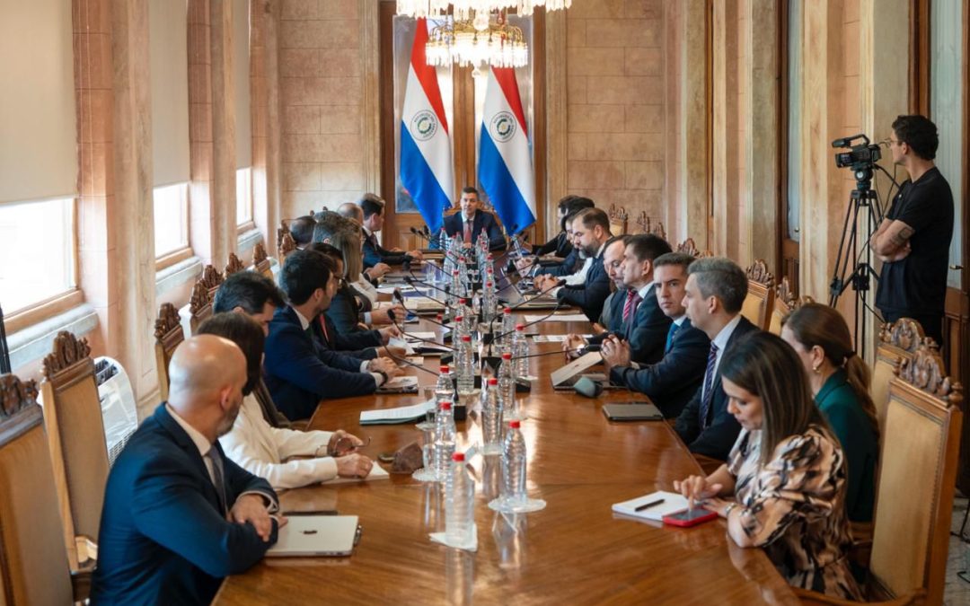 Ministro Villate destacó avances en transparencia, conectividad y seguridad digital durante el Consejo de Ministros