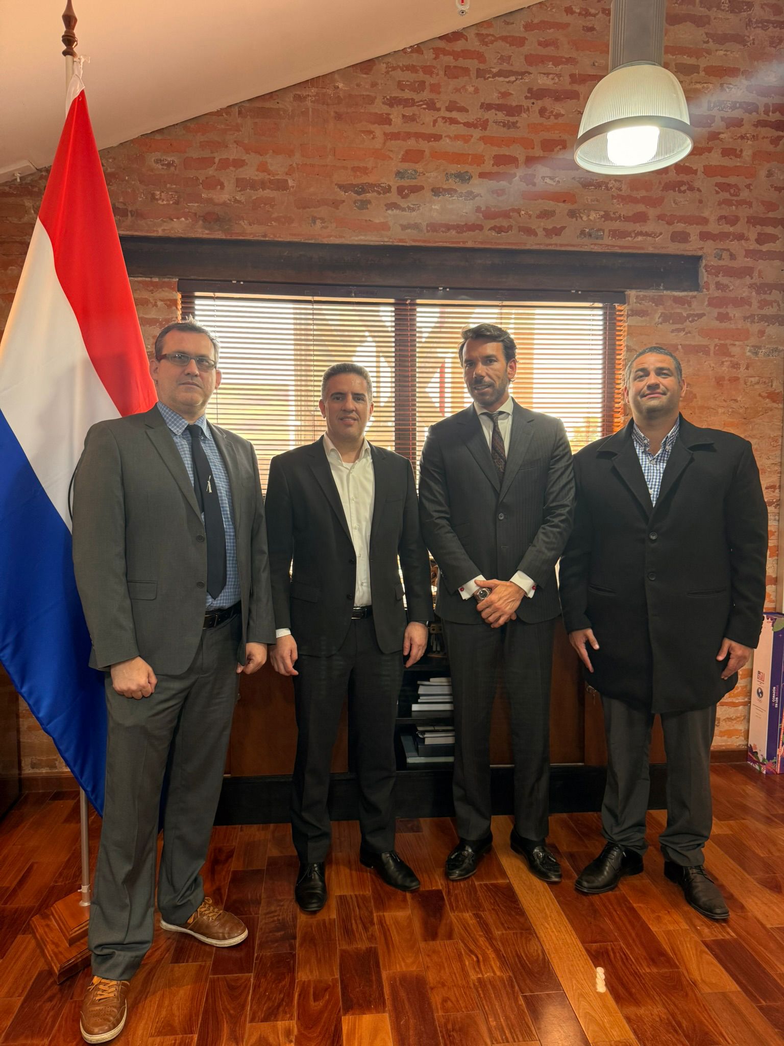 MITIC y Bolt suscriben convenio de cooperación para impulsar iniciativas de innovación y transformación digital